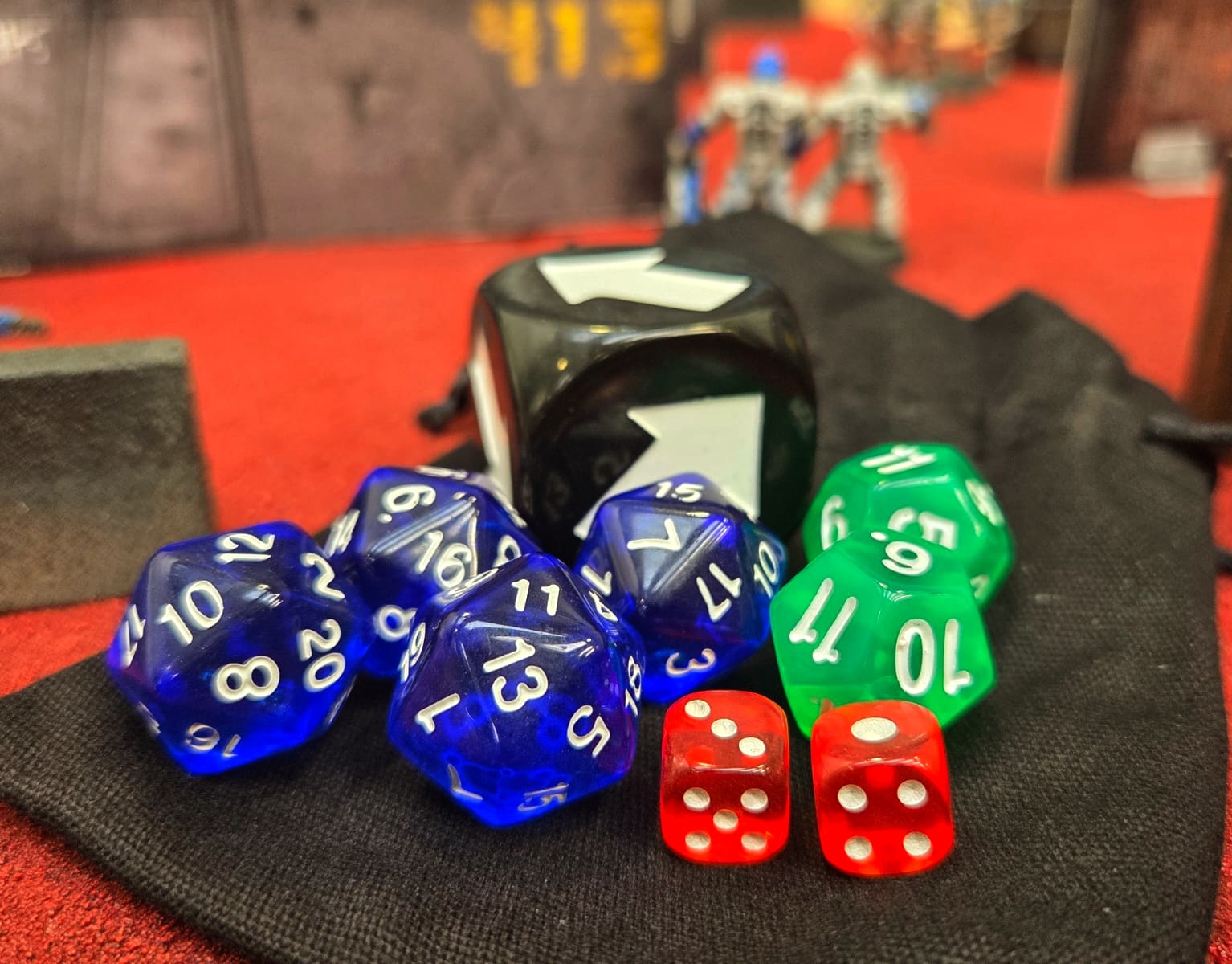 War On Terra Dice Set